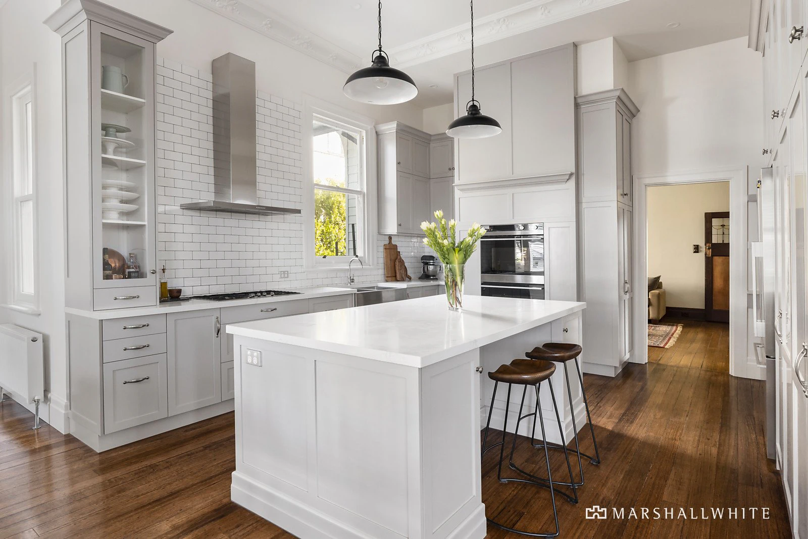 7 The Avenue, Surrey Hills, VIC