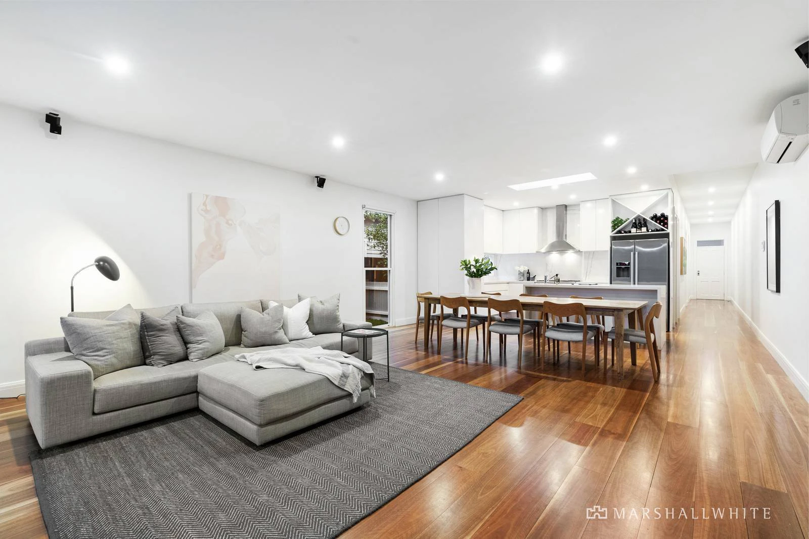 9 Exhibition Street, Mckinnon, VIC