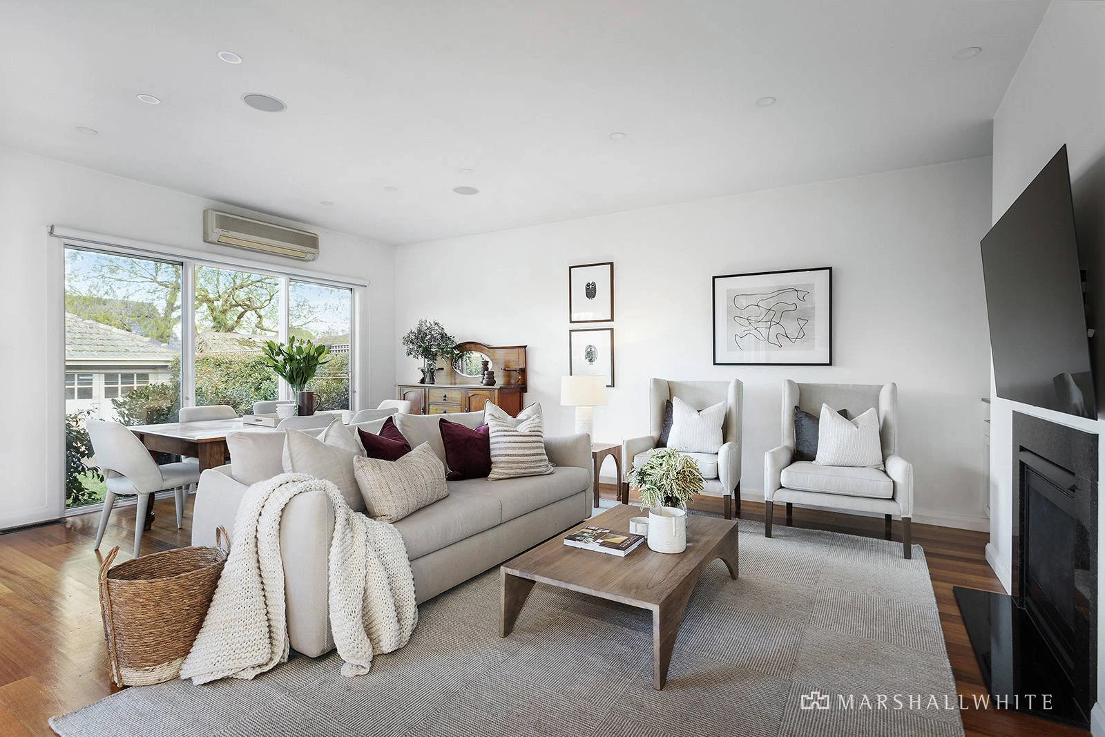 10 Lewes Drive, Malvern East, VIC