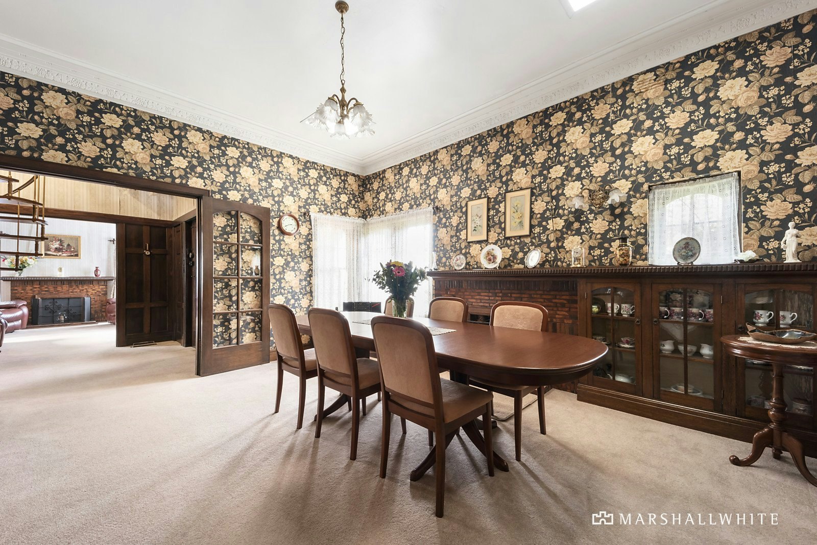 1318 Dandenong Road, Hughesdale, VIC