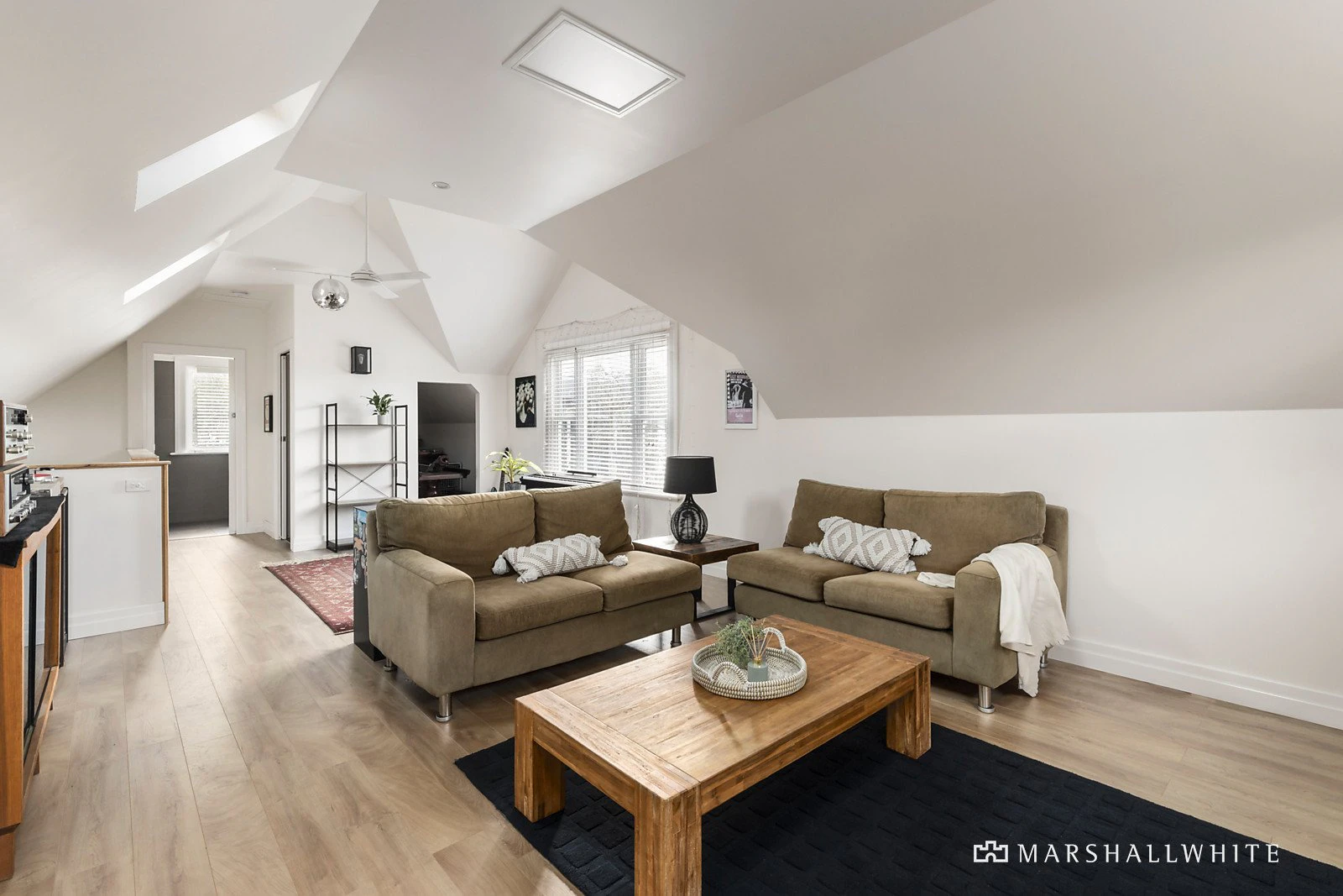 7 The Avenue, Surrey Hills, VIC