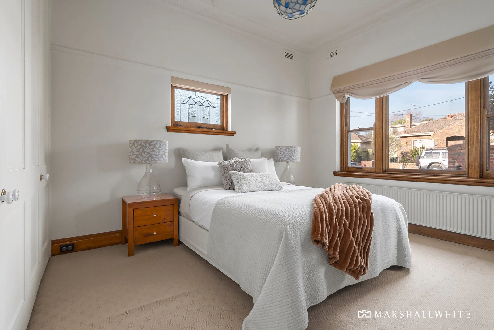 6 Loch Rae Court, Hawthorn, VIC