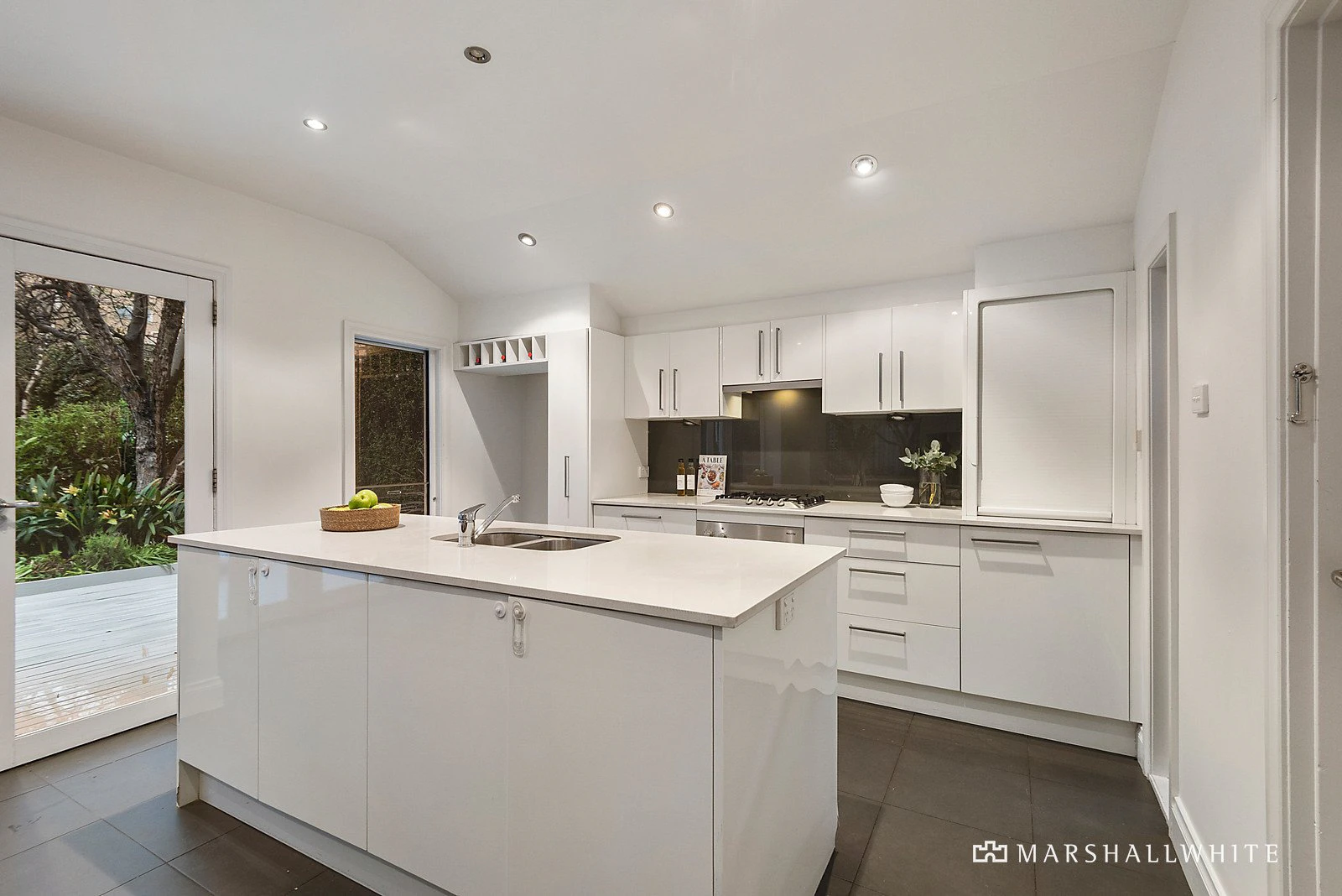 21 Clarendon Street, Armadale, VIC