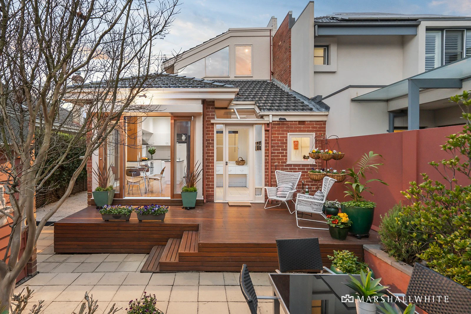 6 Loch Rae Court, Hawthorn, VIC