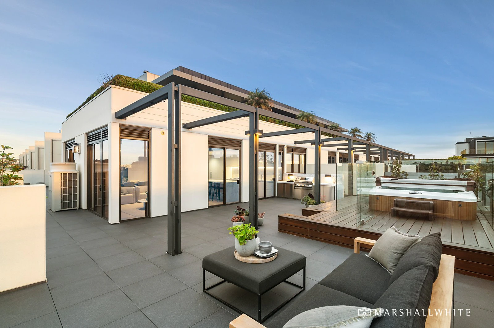 315/2 Hobson Street, South Yarra, VIC