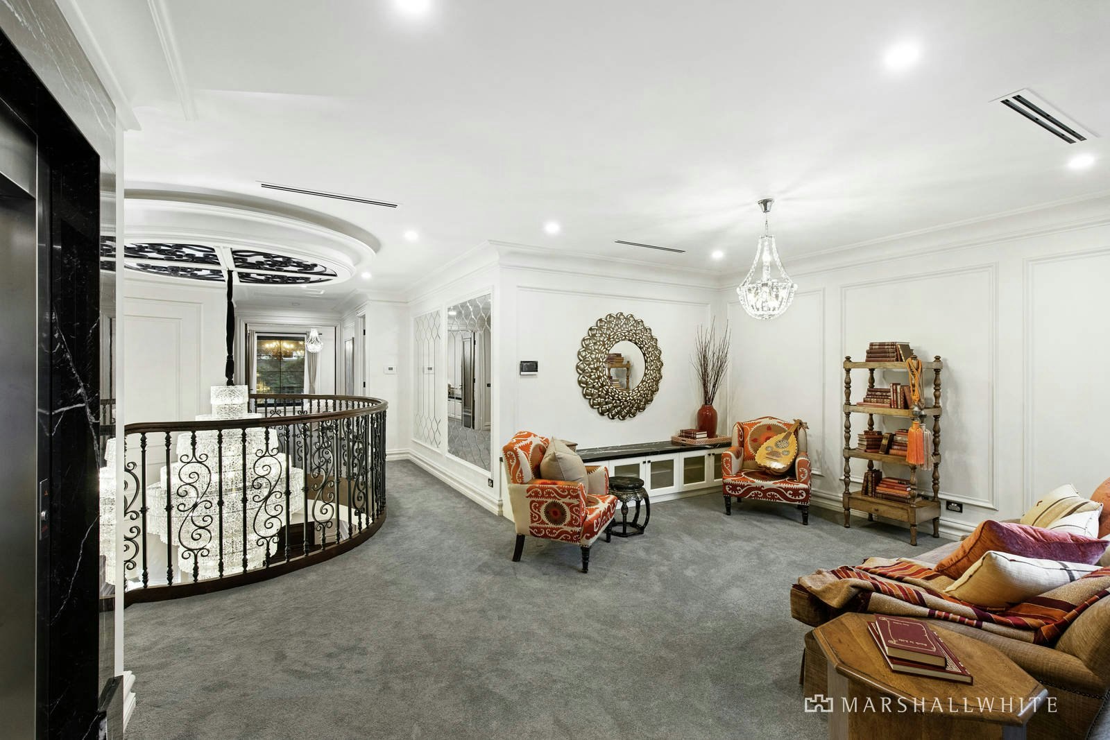 18 Hopetoun Avenue, Canterbury, VIC