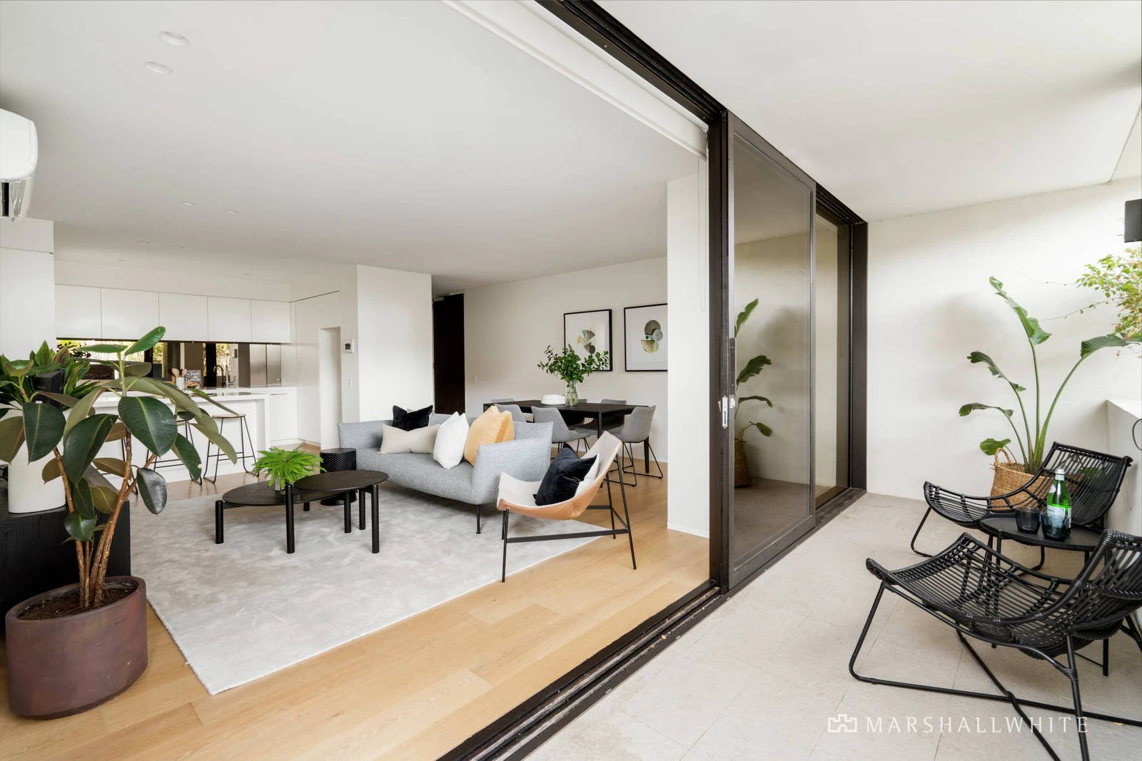 2/6 St Johns Lane, Toorak, VIC