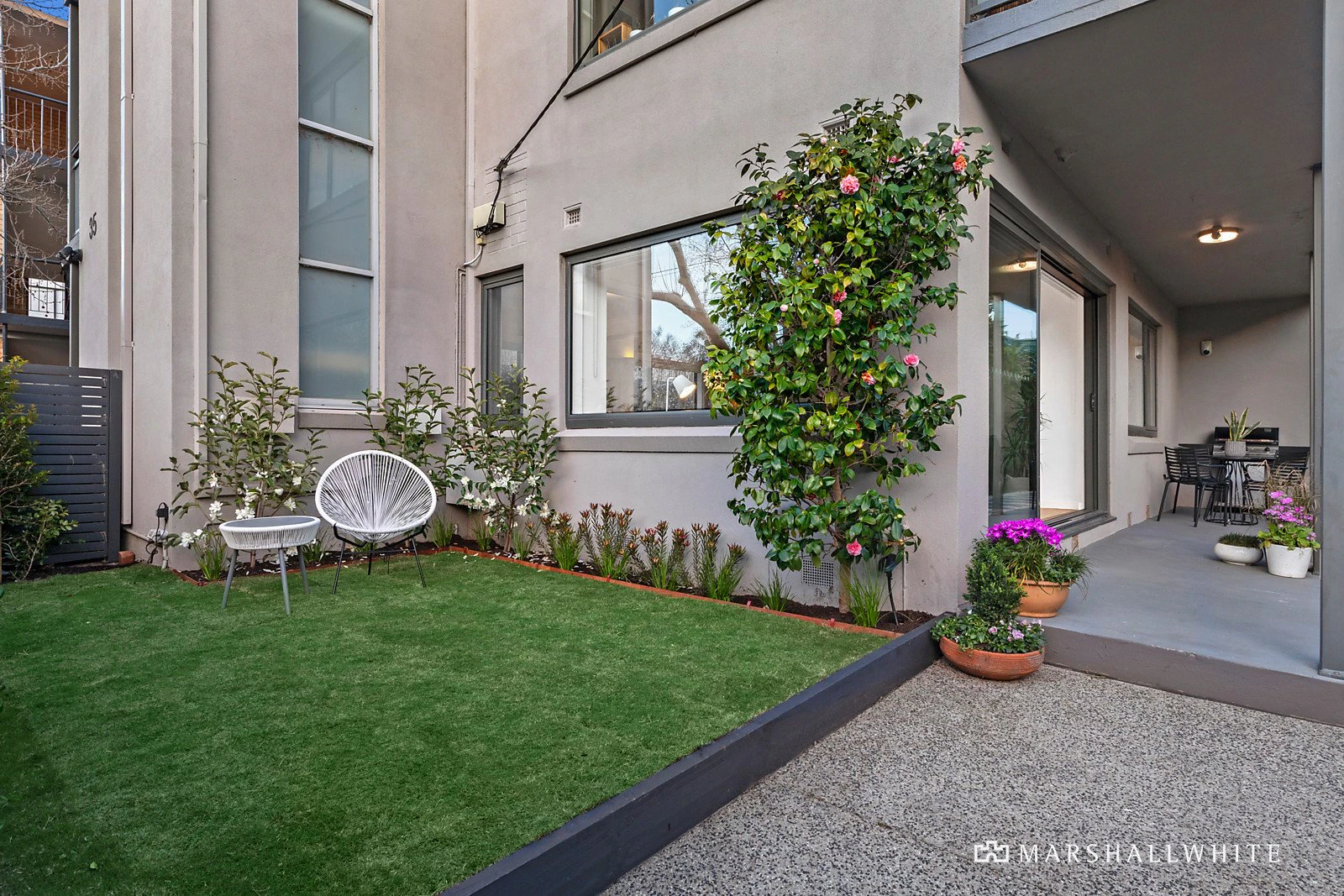 1/35 Pine Avenue, Elwood, VIC