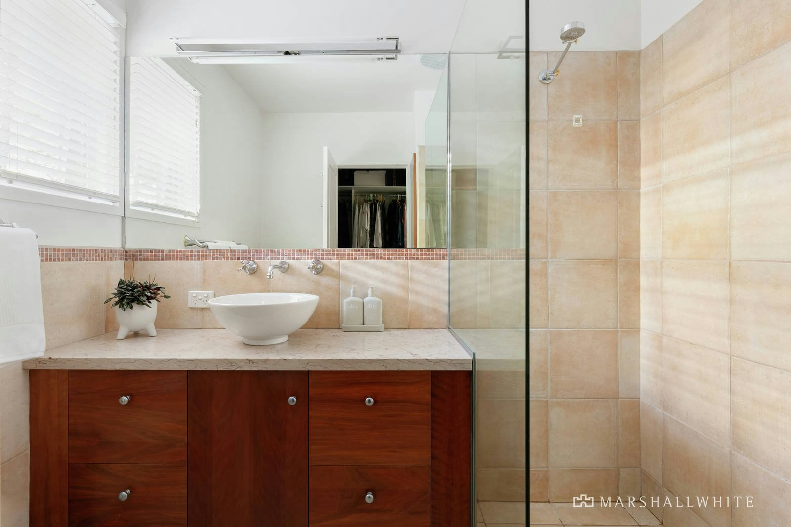 3 Majella Court, Kew, VIC