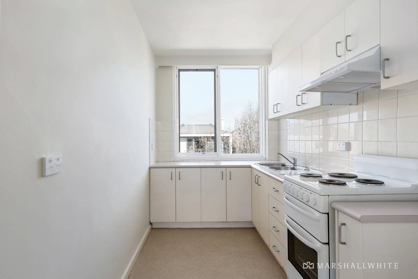 2/1 Ruabon Road, Toorak, VIC