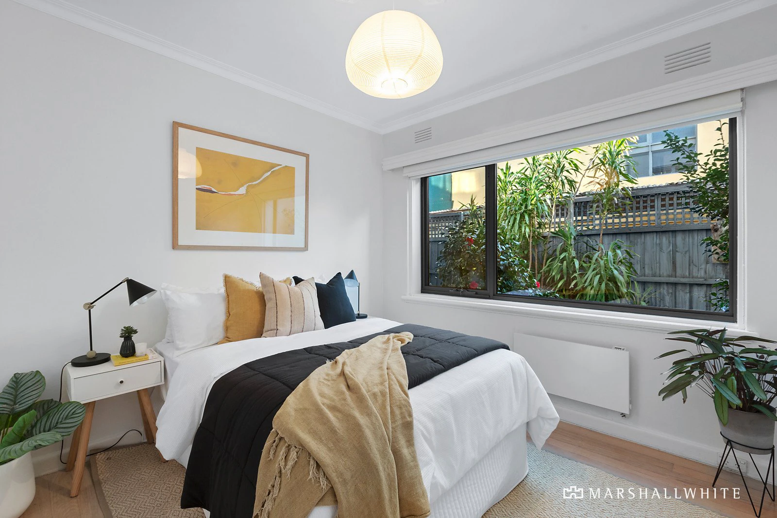 1/35 Pine Avenue, Elwood, VIC