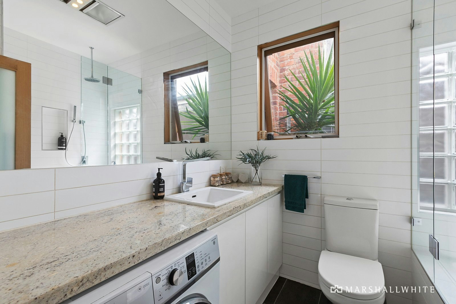 9 Herbert Place, Albert Park, VIC