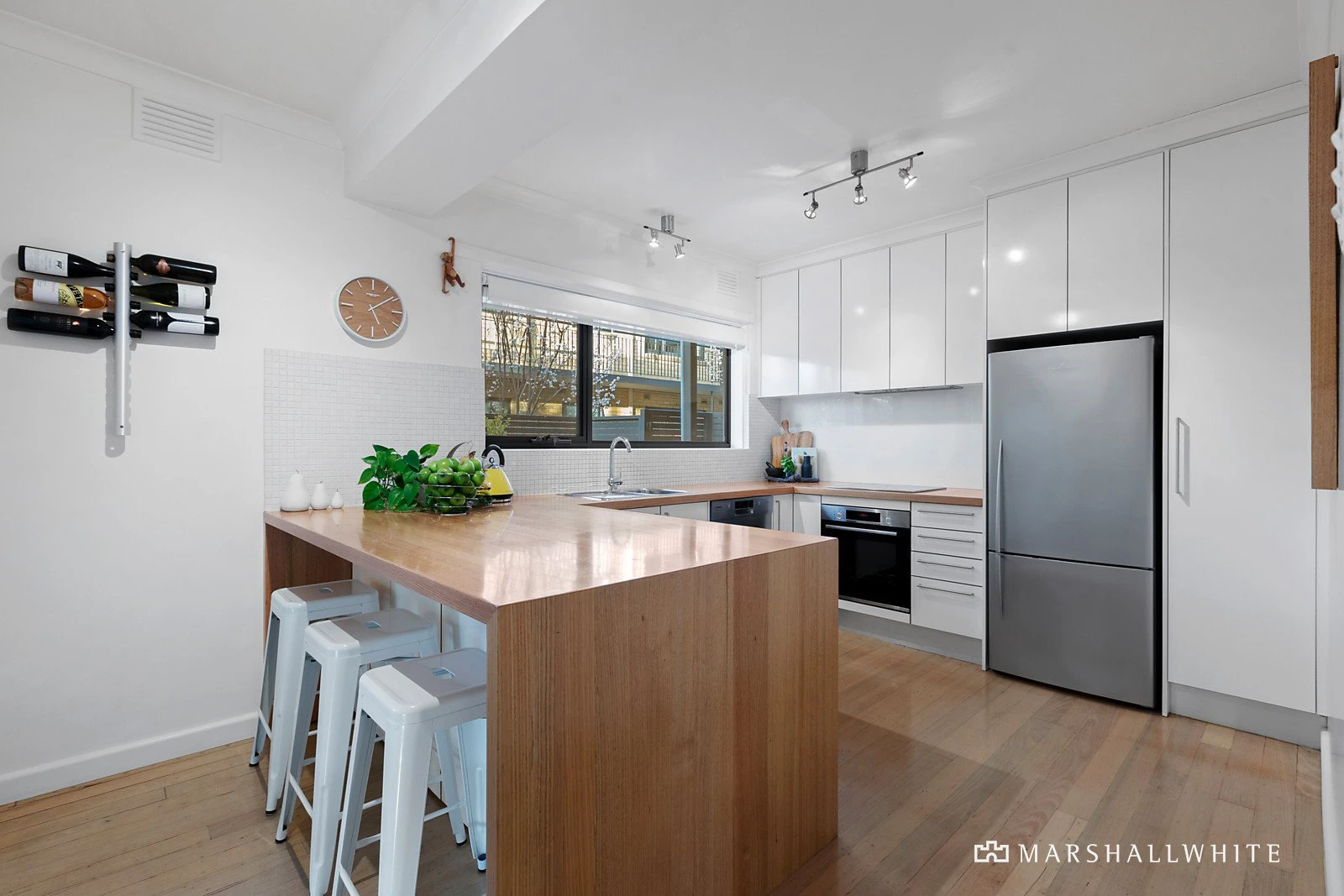 1/35 Pine Avenue, Elwood, VIC