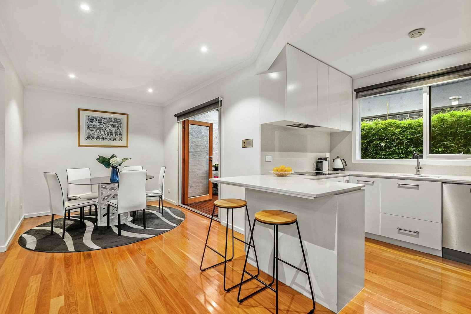 2/16 Liddiard Street, Hawthorn, VIC