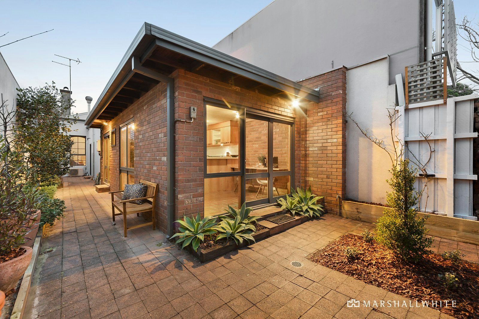 8 Lyell Street, South Melbourne, VIC