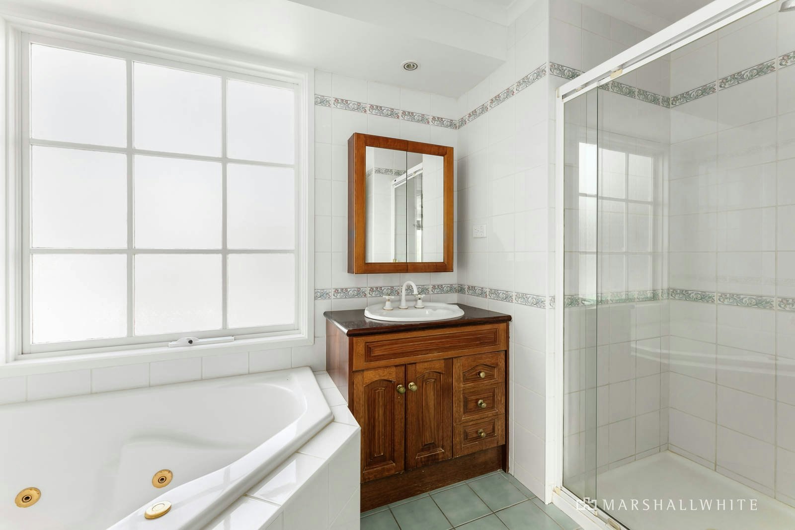 3 Majella Court, Kew, VIC