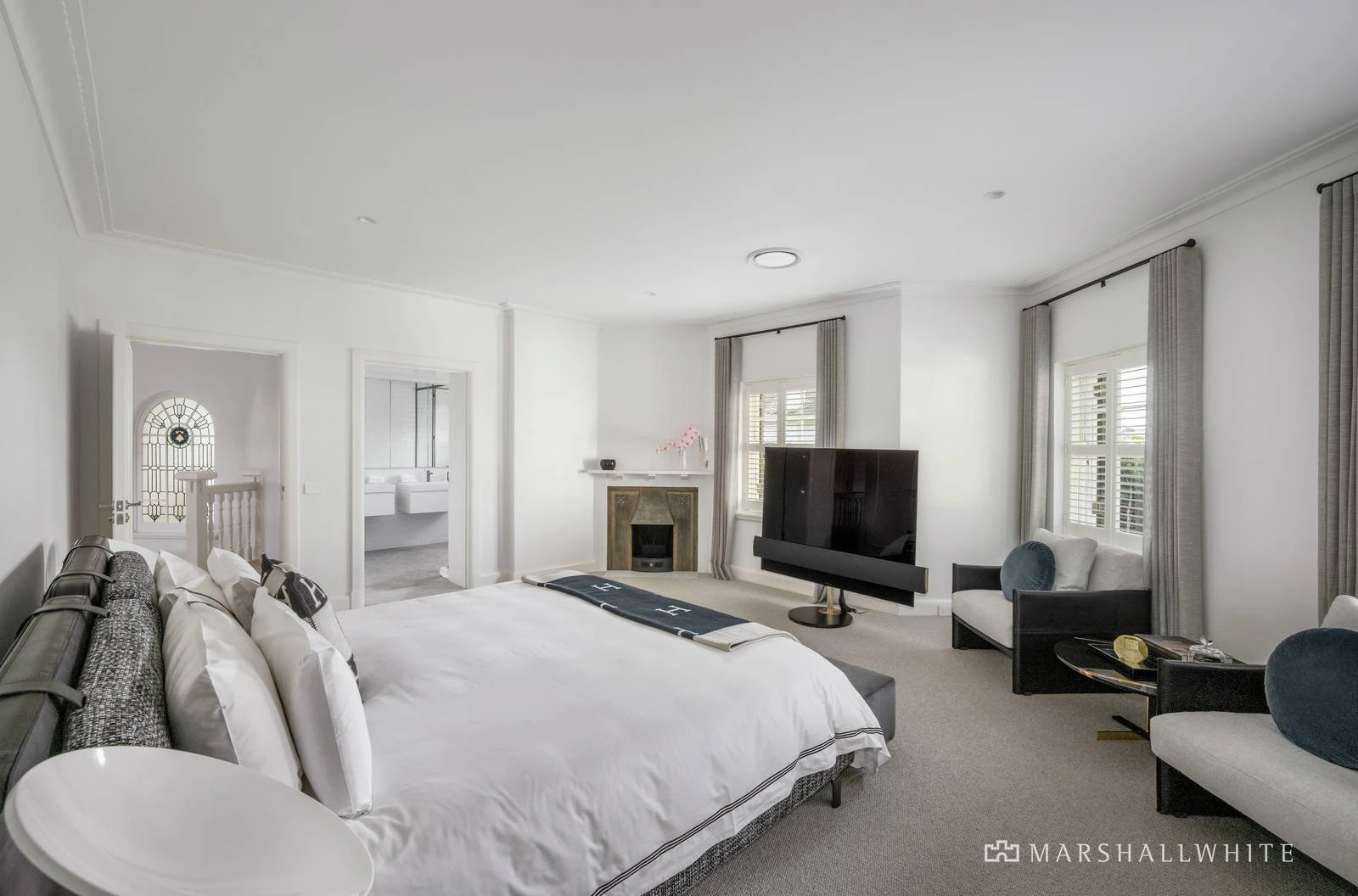 9 Linlithgow Road, Toorak, VIC