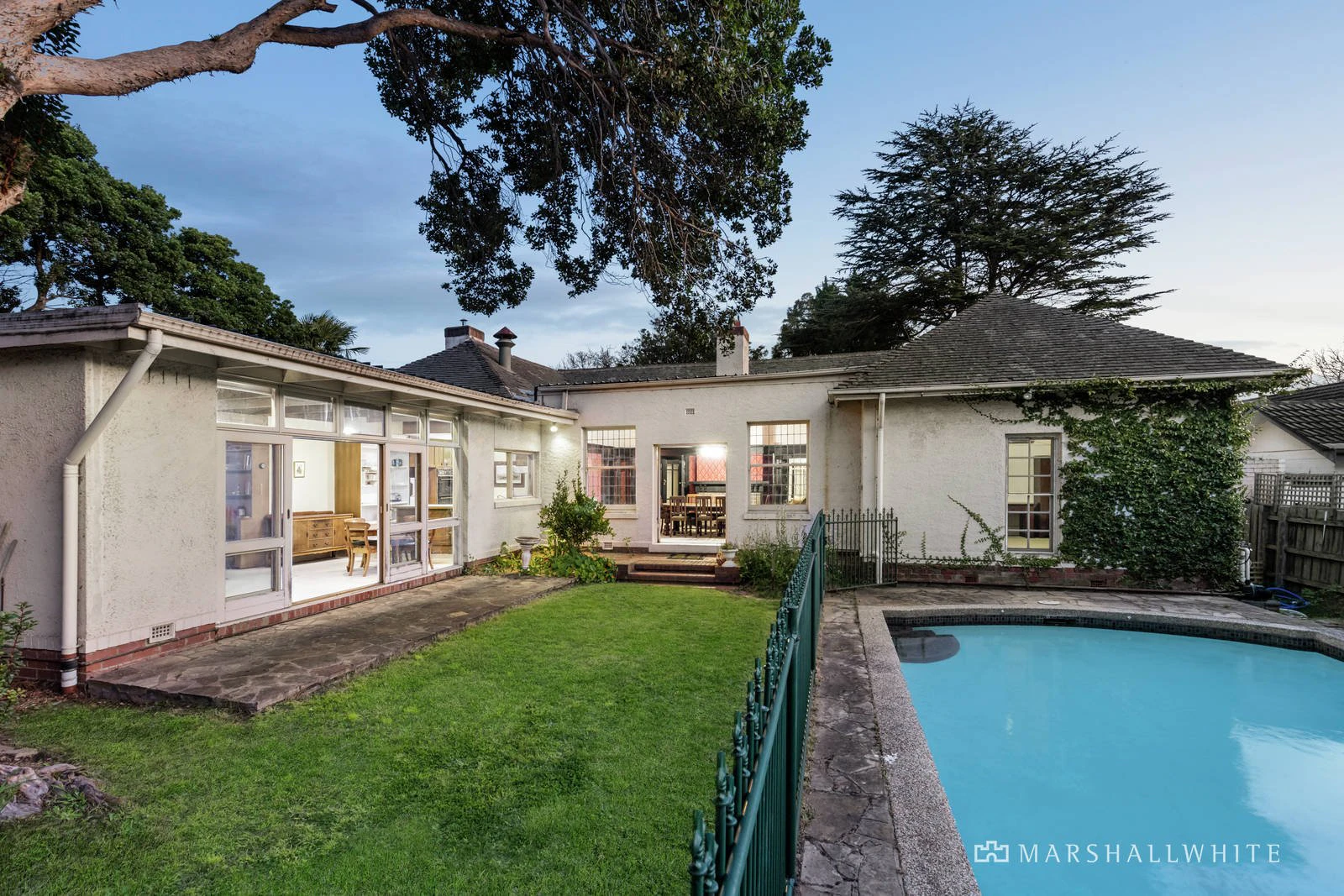 9 Canterbury Road, Camberwell, VIC