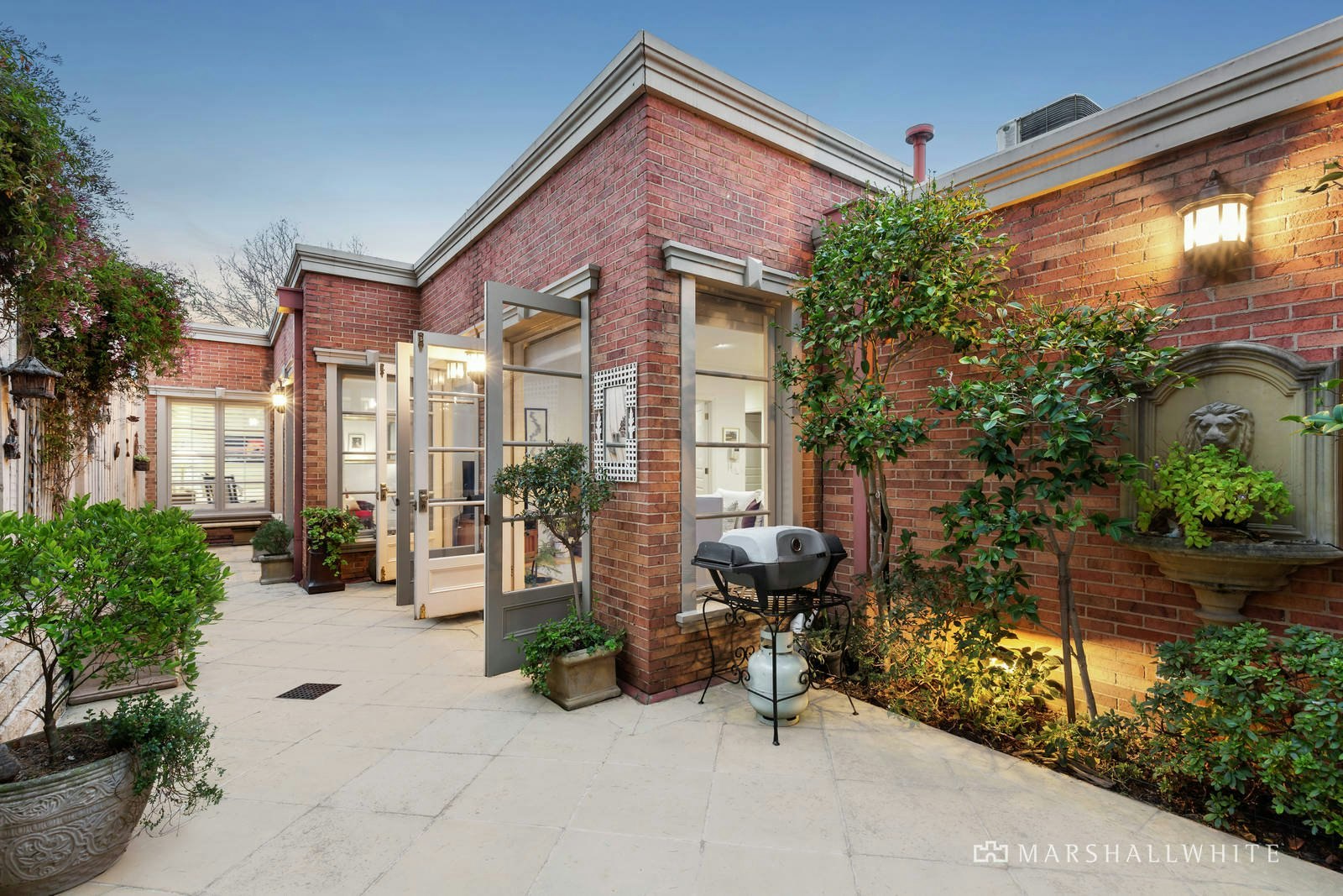 2/761 Malvern Road, Toorak, VIC