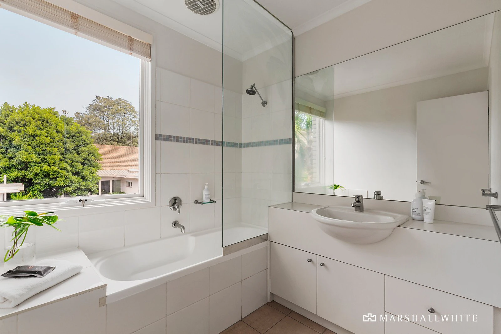 1 Thomas Street, Kew, VIC