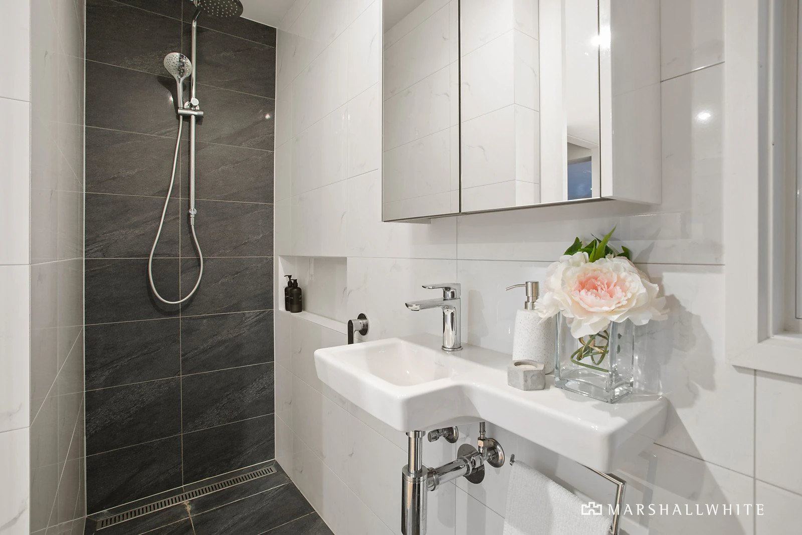 30 Grandview Avenue, Glen Iris, VIC