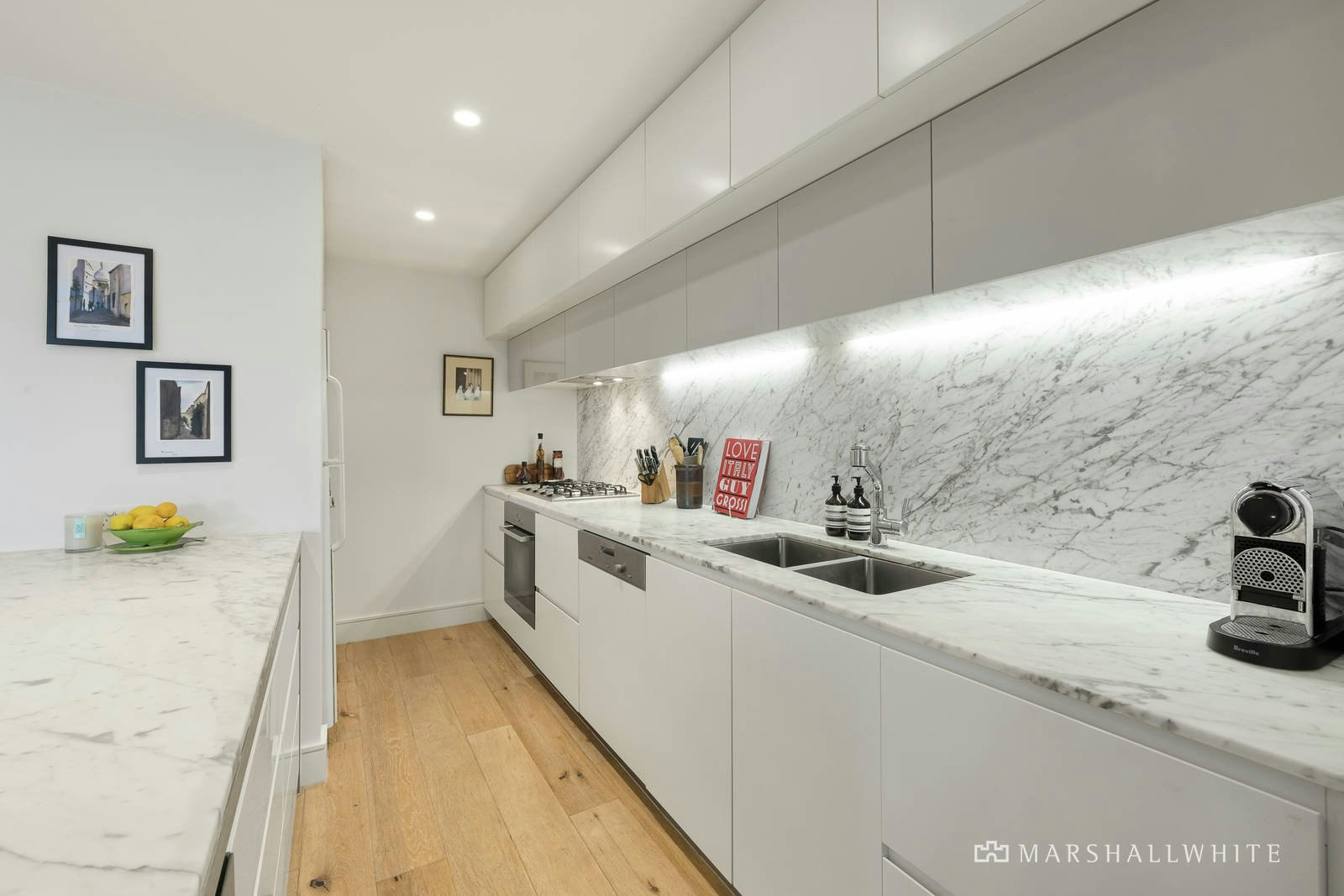 203/2 Gascoyne Street, Canterbury, VIC