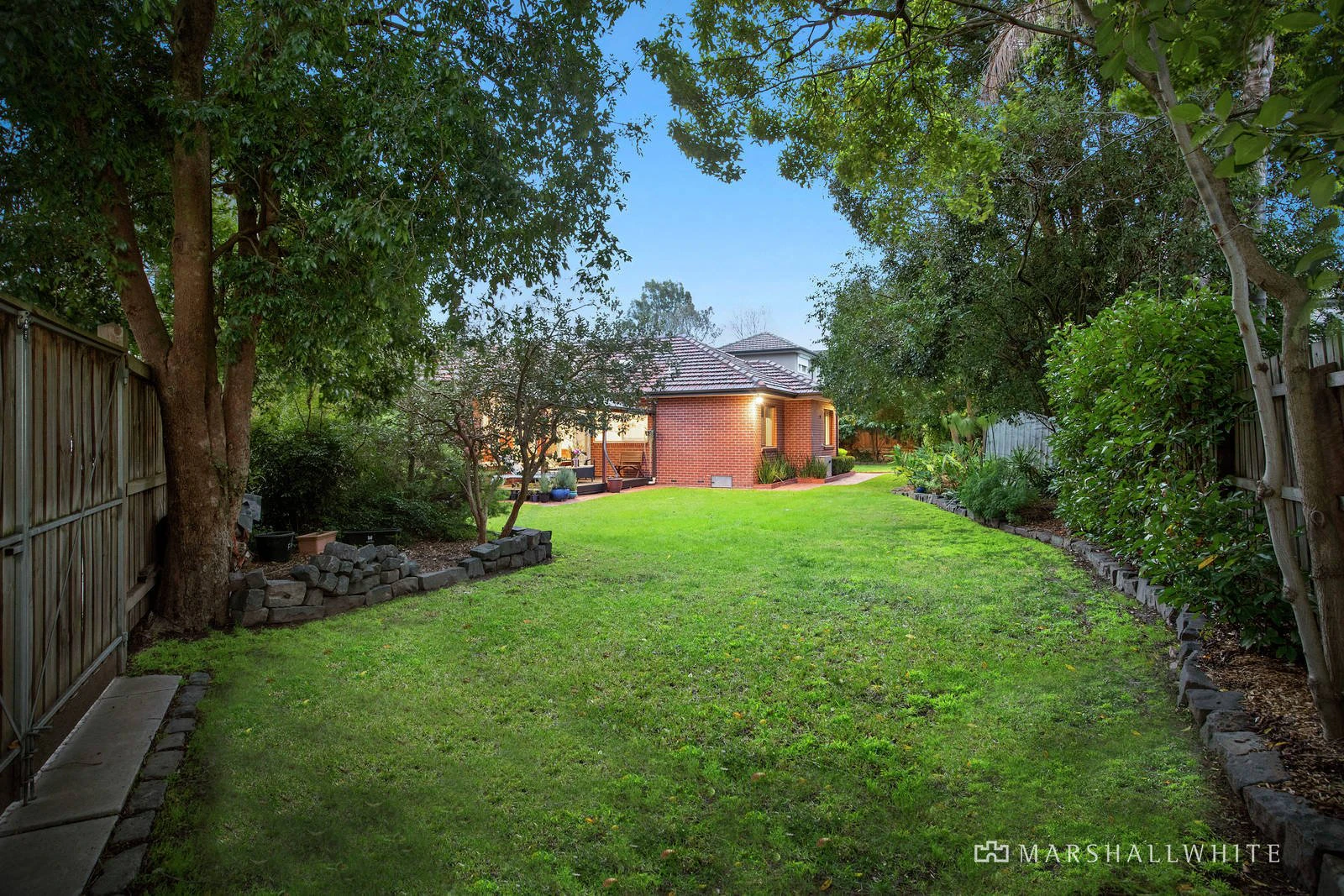 25 Oliver Street, Ashburton, VIC