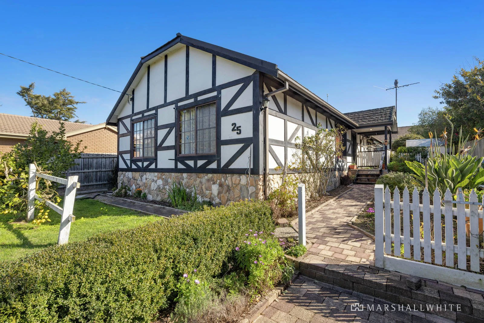 25 Karina Street, Mornington, VIC