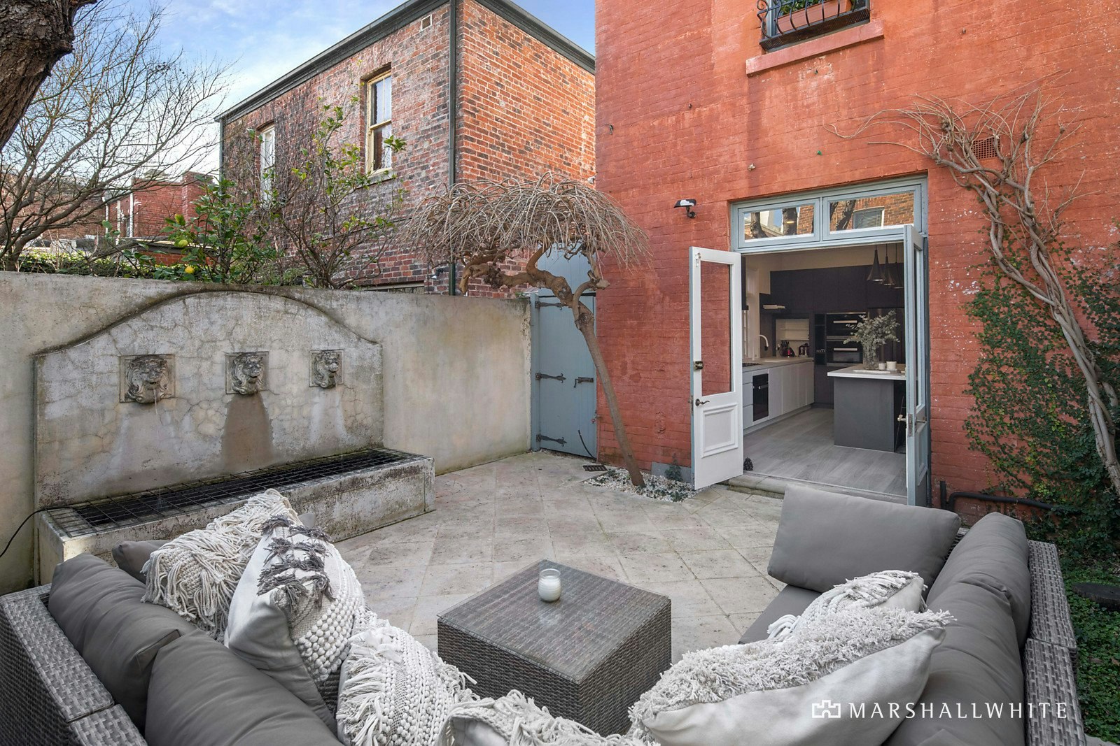 22 Madden Street, Albert Park, VIC