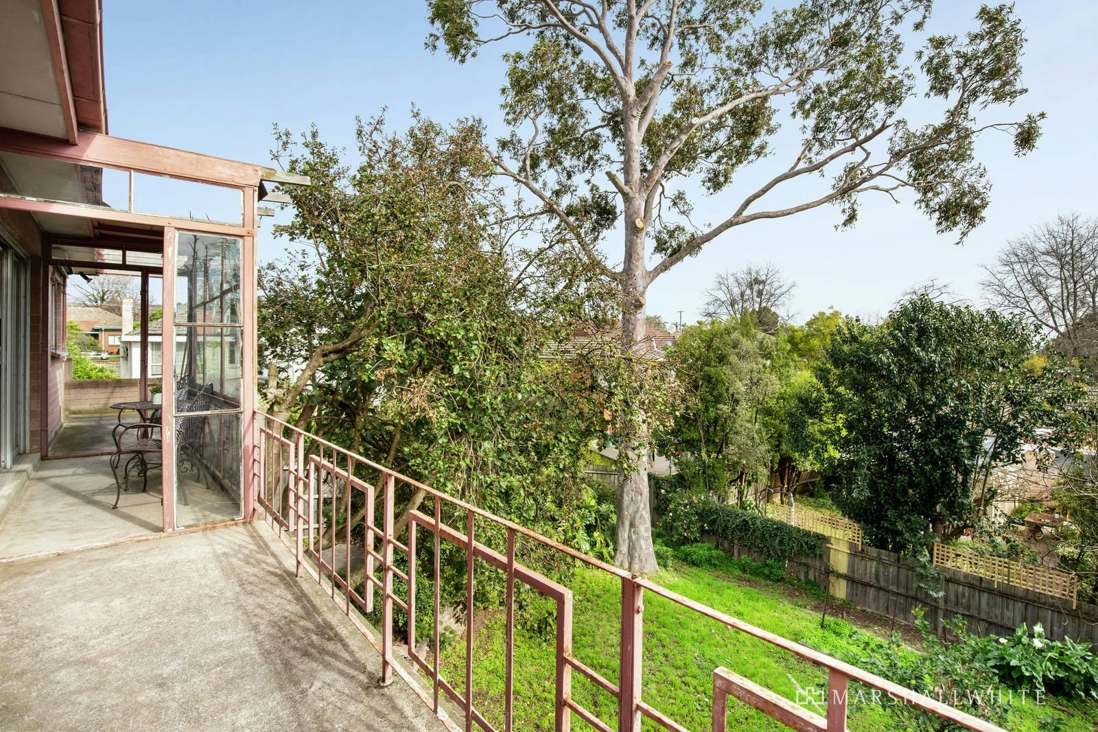 2 Outlook Drive, Camberwell, VIC