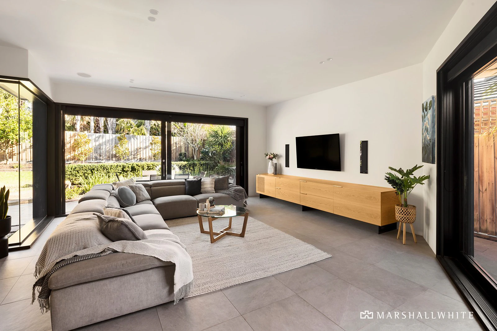 38 Flowerdale Road, Glen Iris, VIC