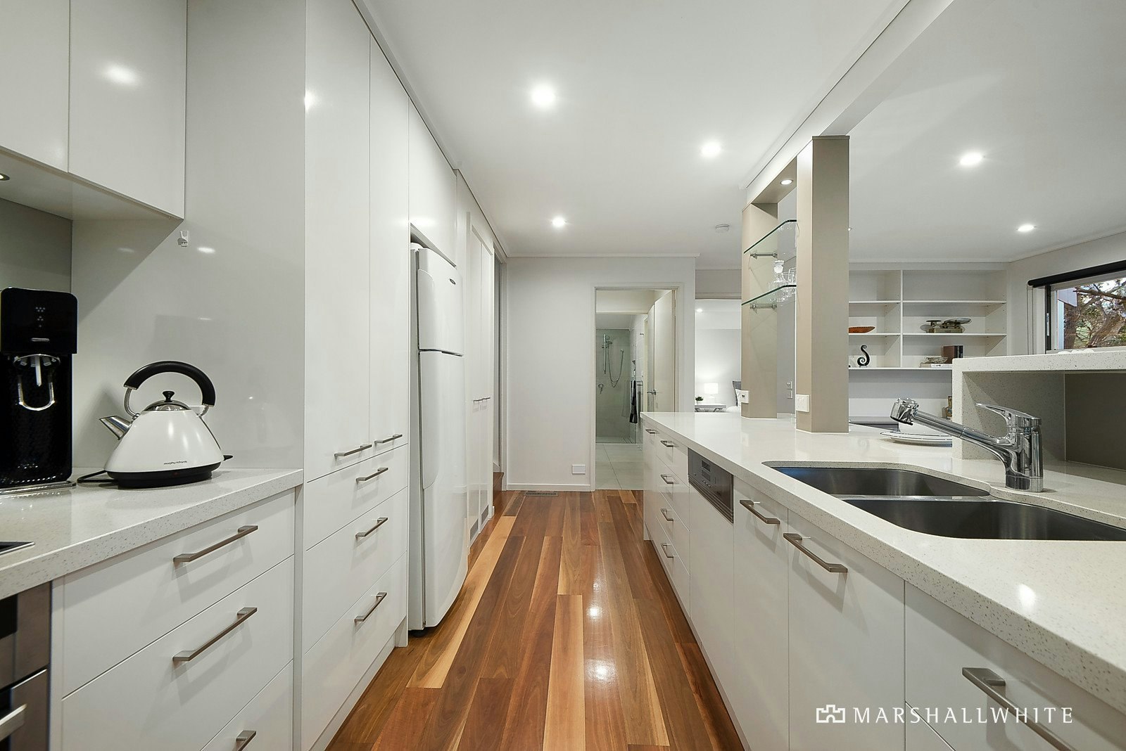 2/31 Flowerdale Road, Glen Iris, VIC