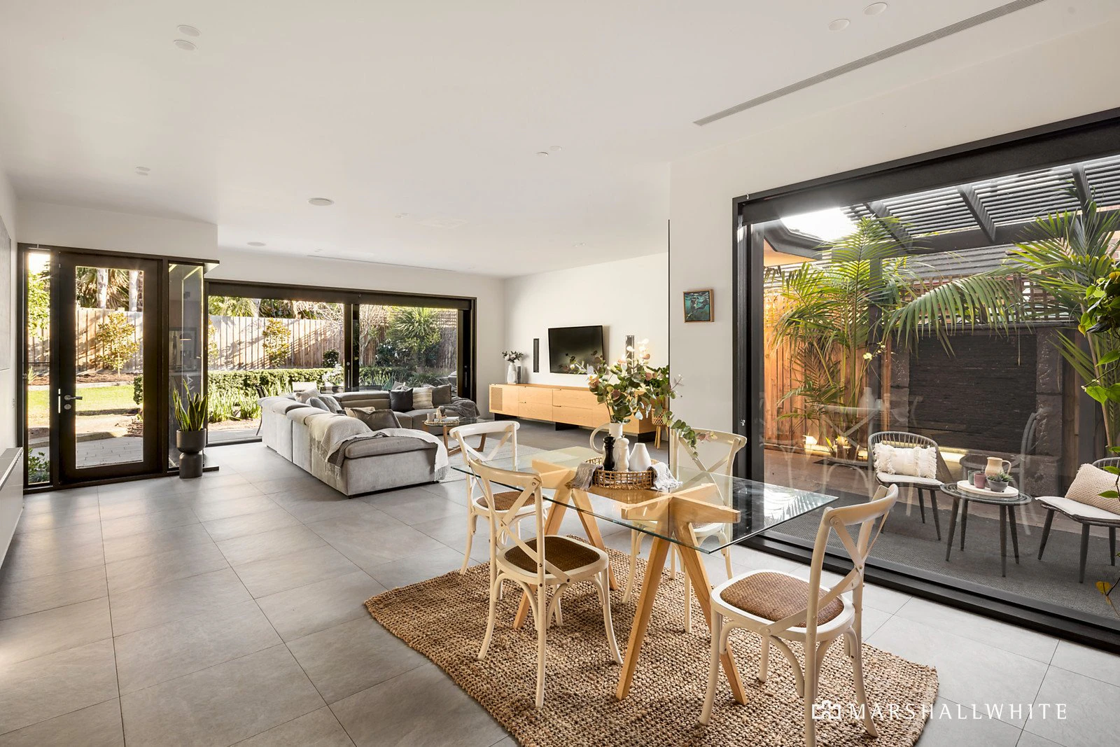 38 Flowerdale Road, Glen Iris, VIC