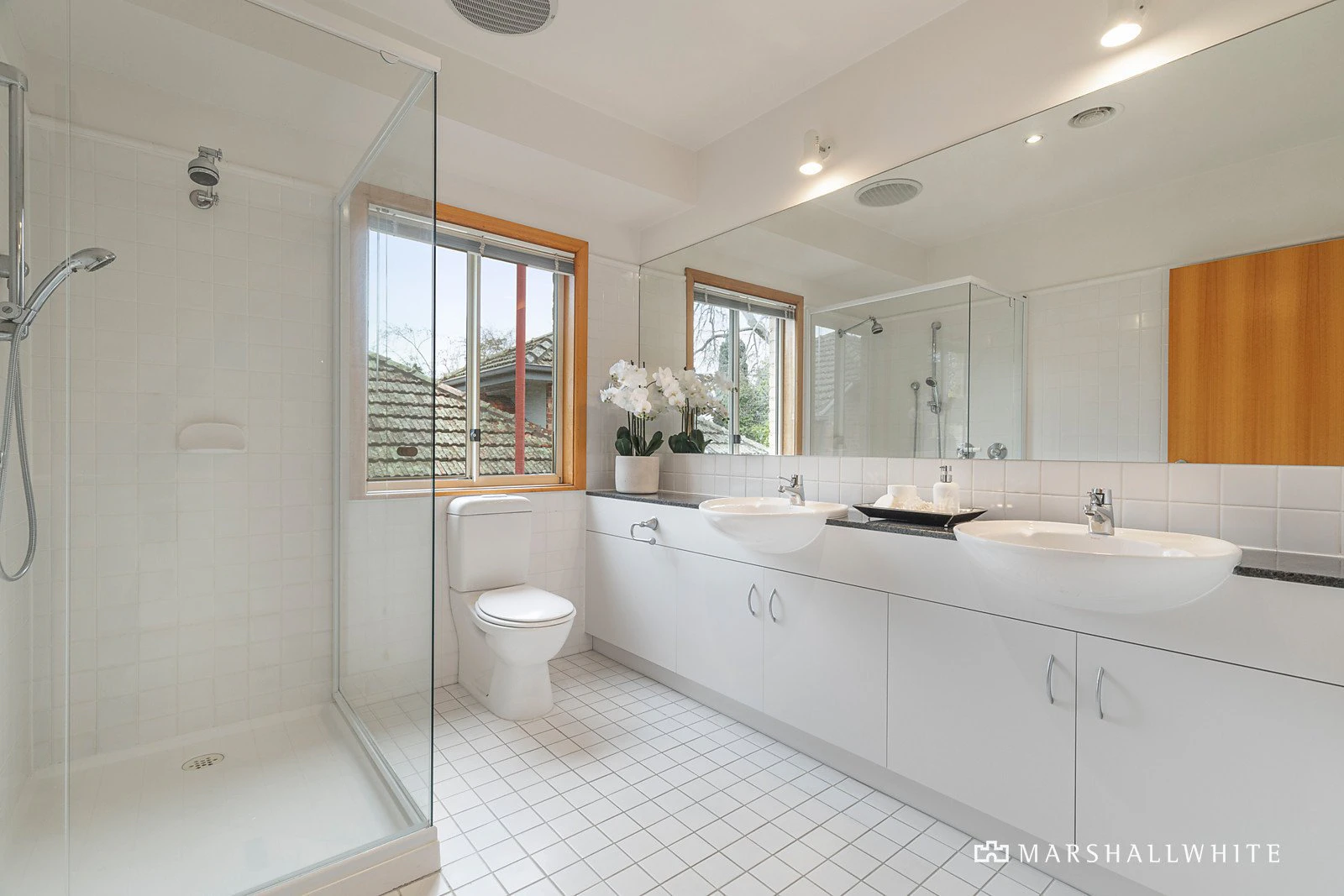 8 Proudfoot Street, Mont Albert, VIC
