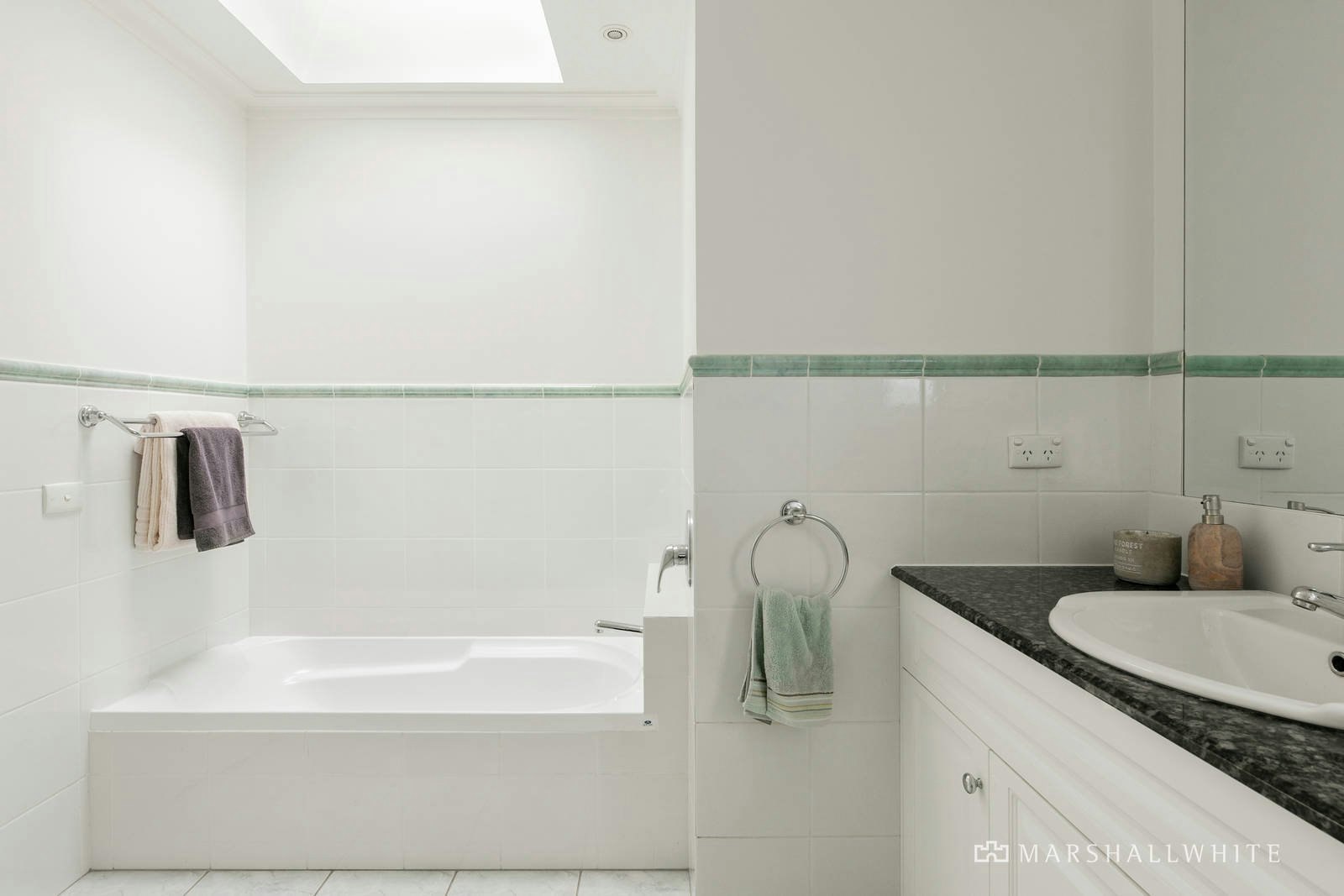 31 Ross Street, Surrey Hills, VIC