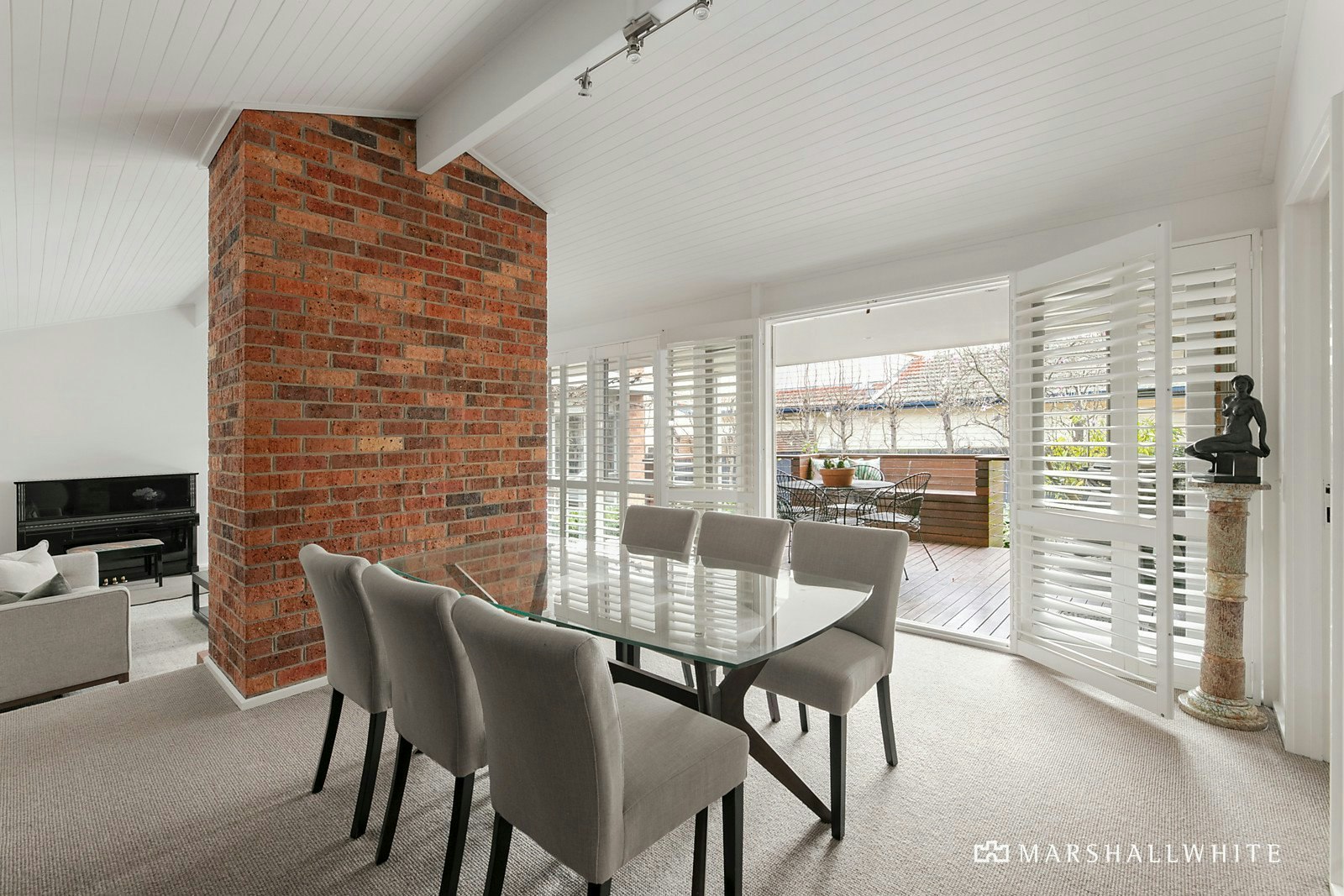 31 Ross Street, Surrey Hills, VIC