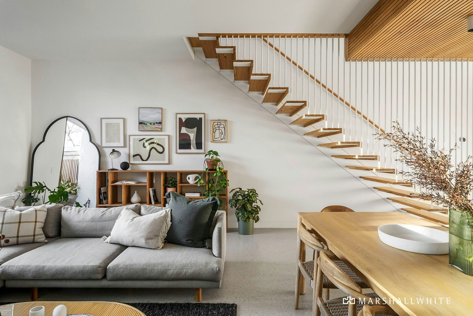 12 Young Street, Albert Park, VIC