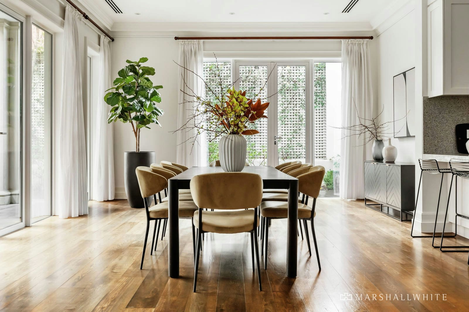 2/82 Mathoura Road, Toorak, VIC