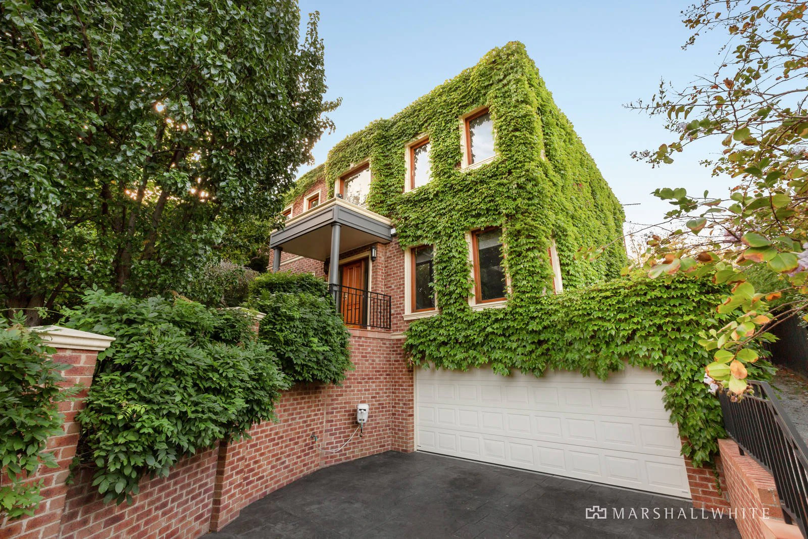 37 Dorrington Avenue, Glen Iris, VIC
