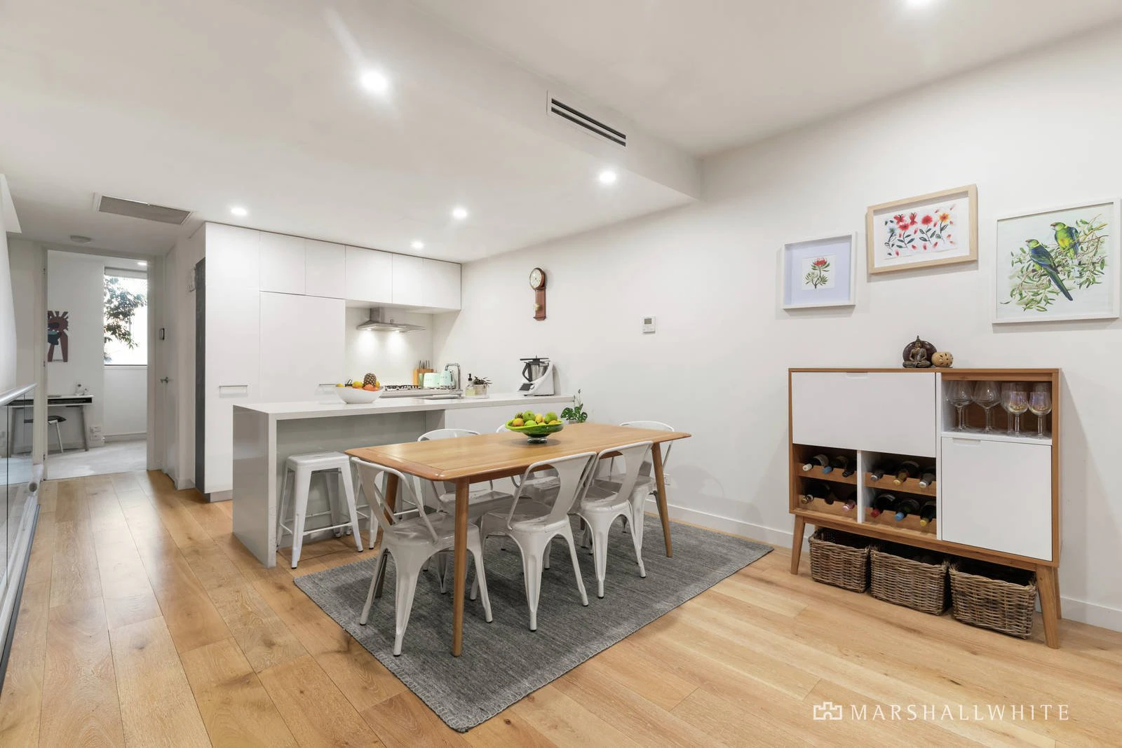 18 Norfolk Place, Malvern, VIC