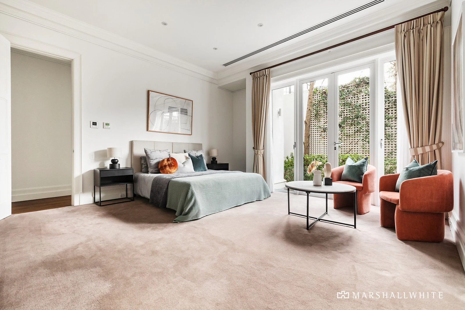2/82 Mathoura Road, Toorak, VIC