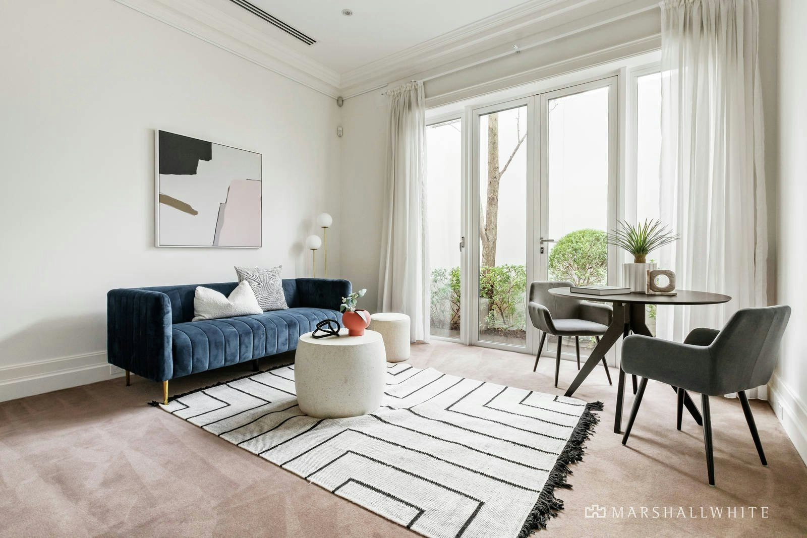 2/82 Mathoura Road, Toorak, VIC