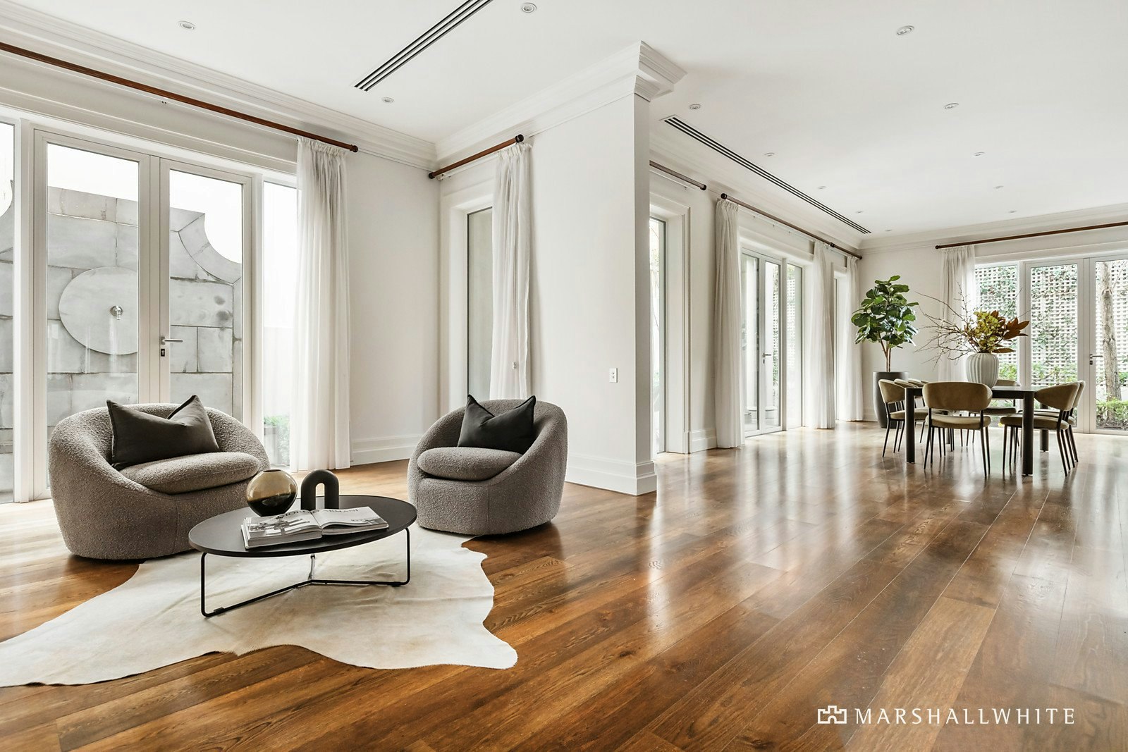 2/82 Mathoura Road, Toorak, VIC