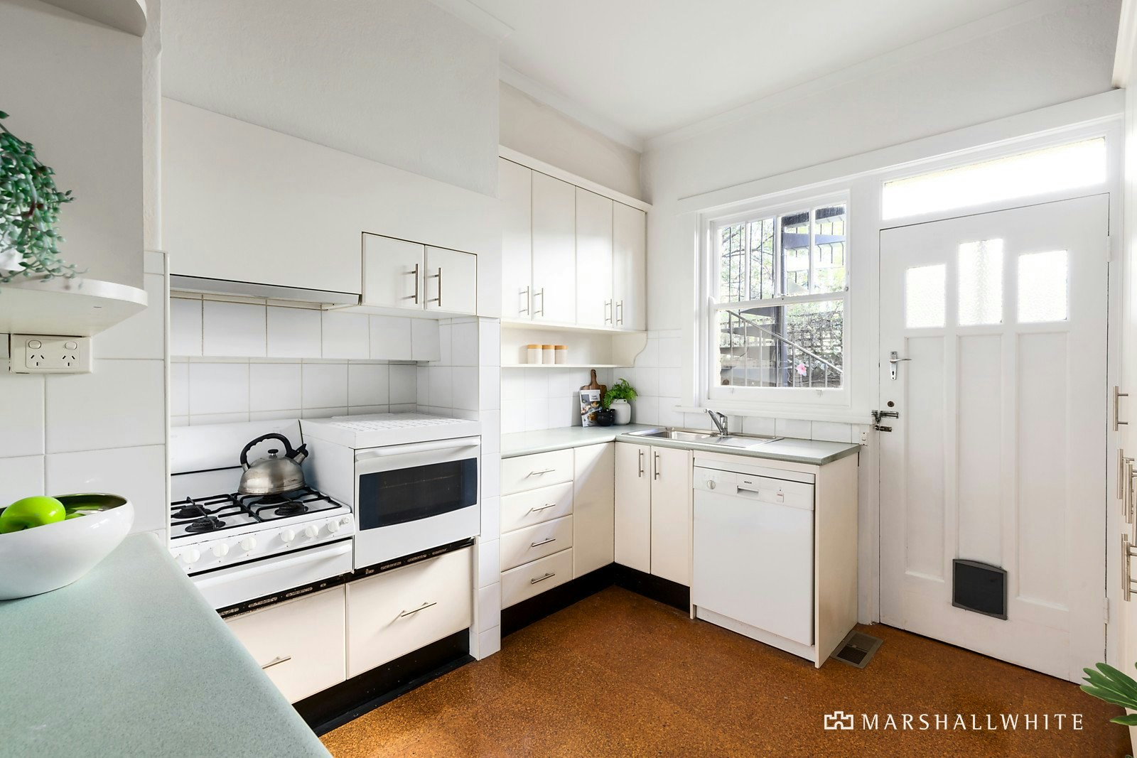 2/358 Glenferrie Road, Malvern, VIC