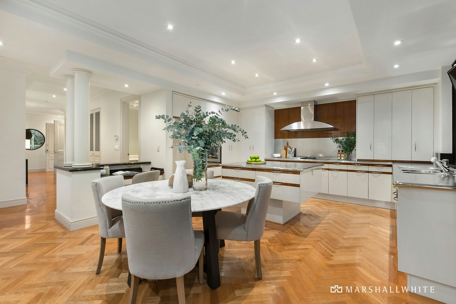 2/2 Trawalla Avenue, Toorak, VIC