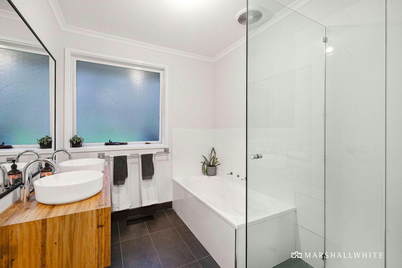 4 Quinton Court, Mount Eliza, VIC