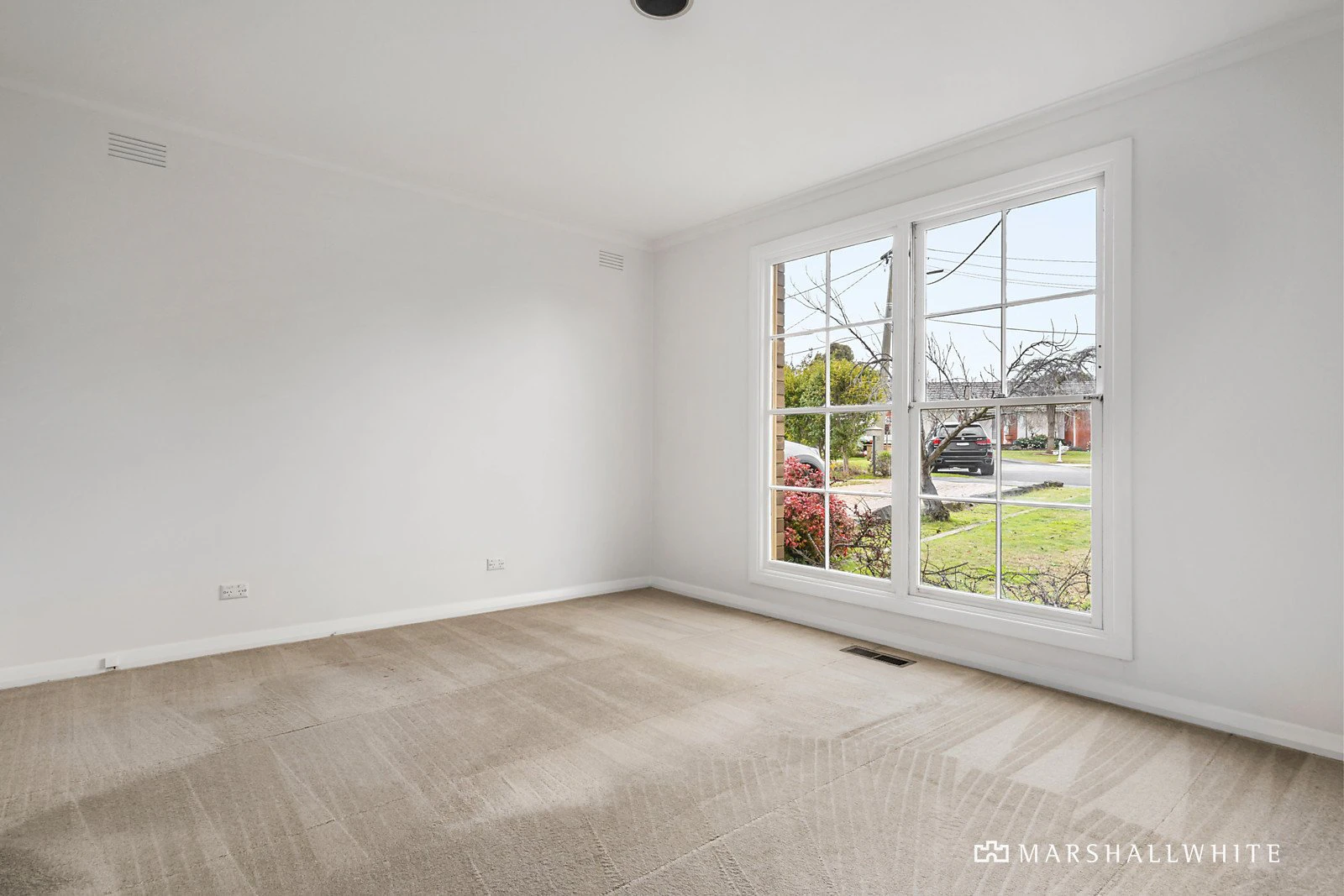 27 Grange Street, Mont Albert, VIC