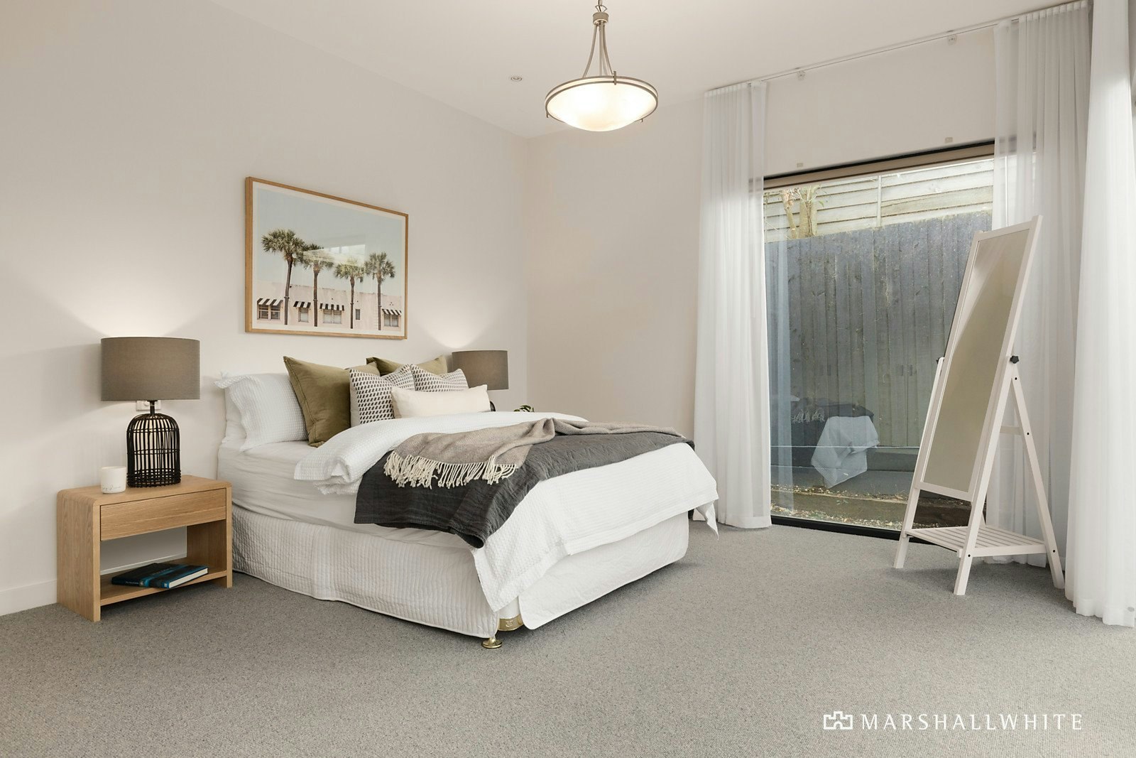 17 Bonfield Avenue, Hawthorn East, VIC Marshall White