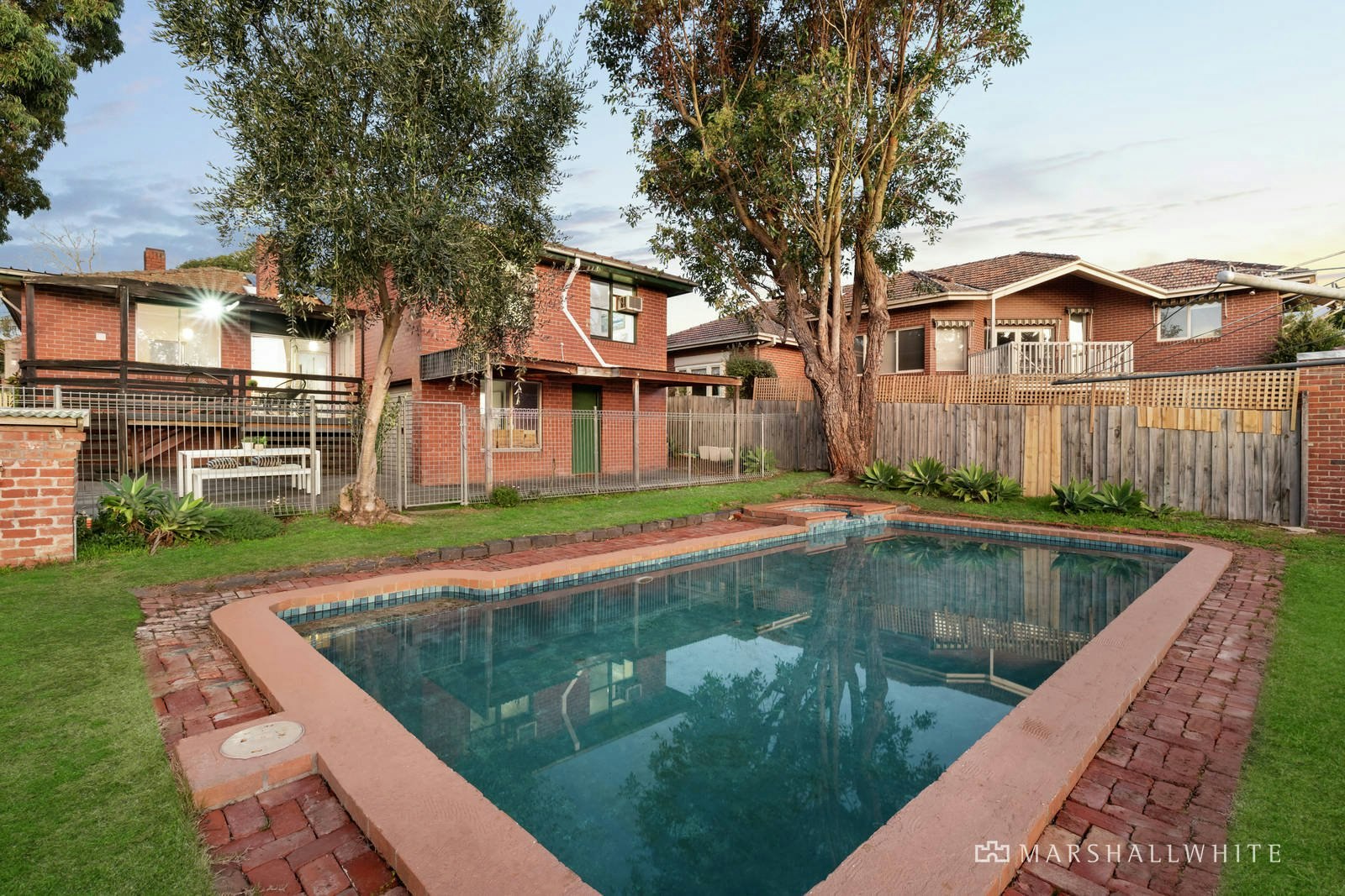 30 Yeovil Road, Glen Iris, VIC