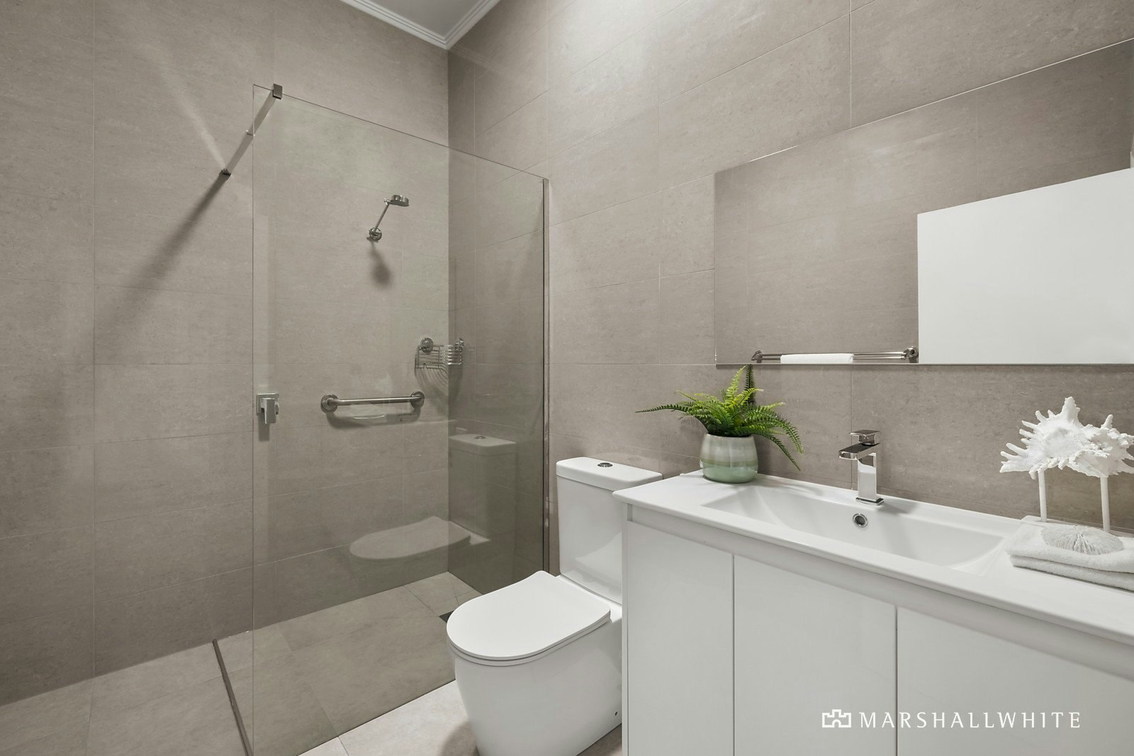 30 Yeovil Road, Glen Iris, VIC